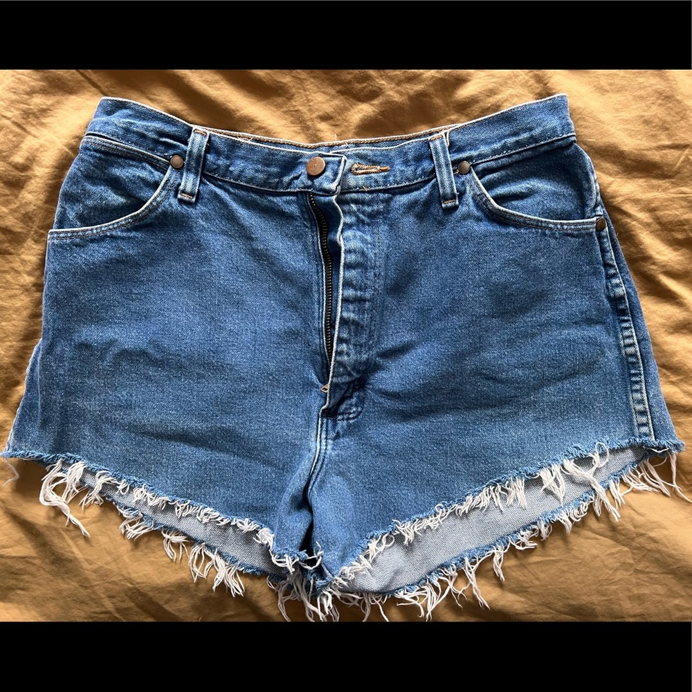 Vintage wrangler jean shorts